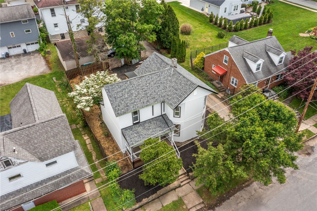 312 N Fairfield Street