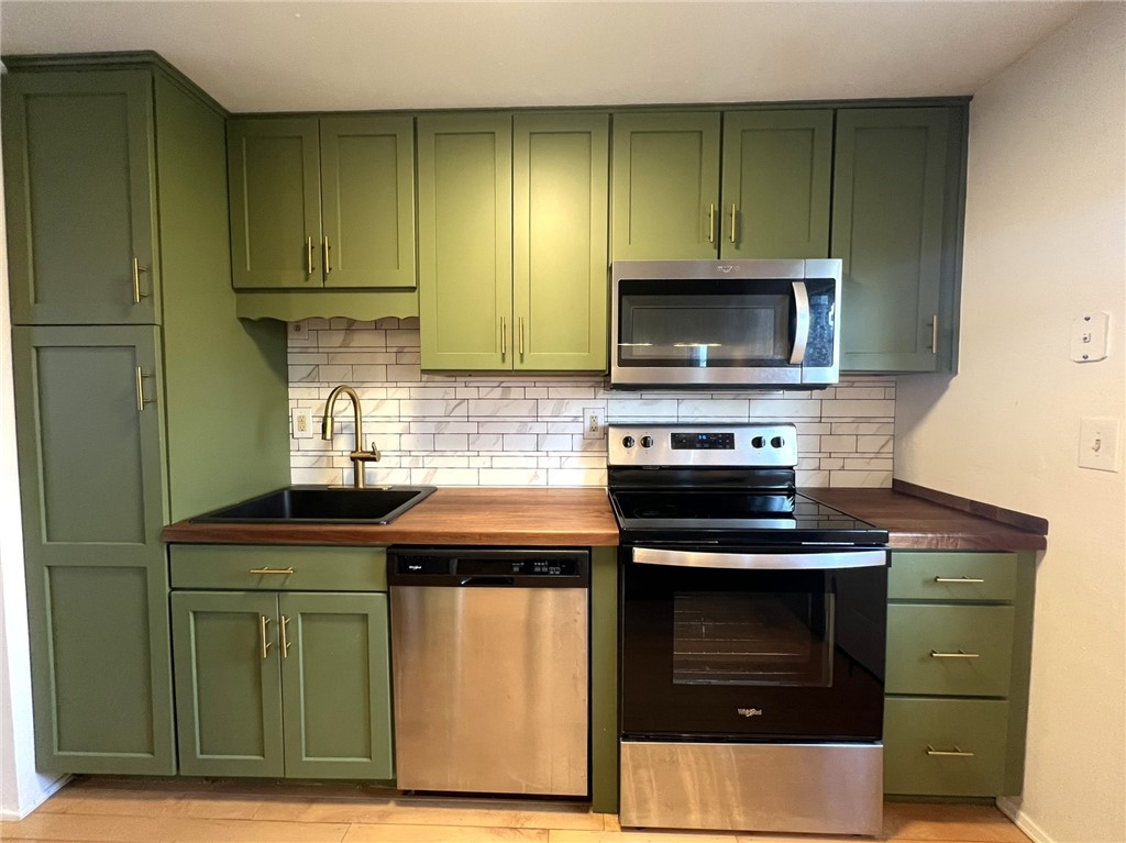 107 Fosterville Road