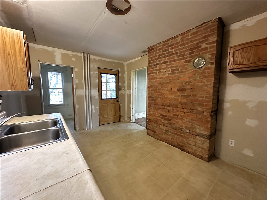 49 E Campbell Street