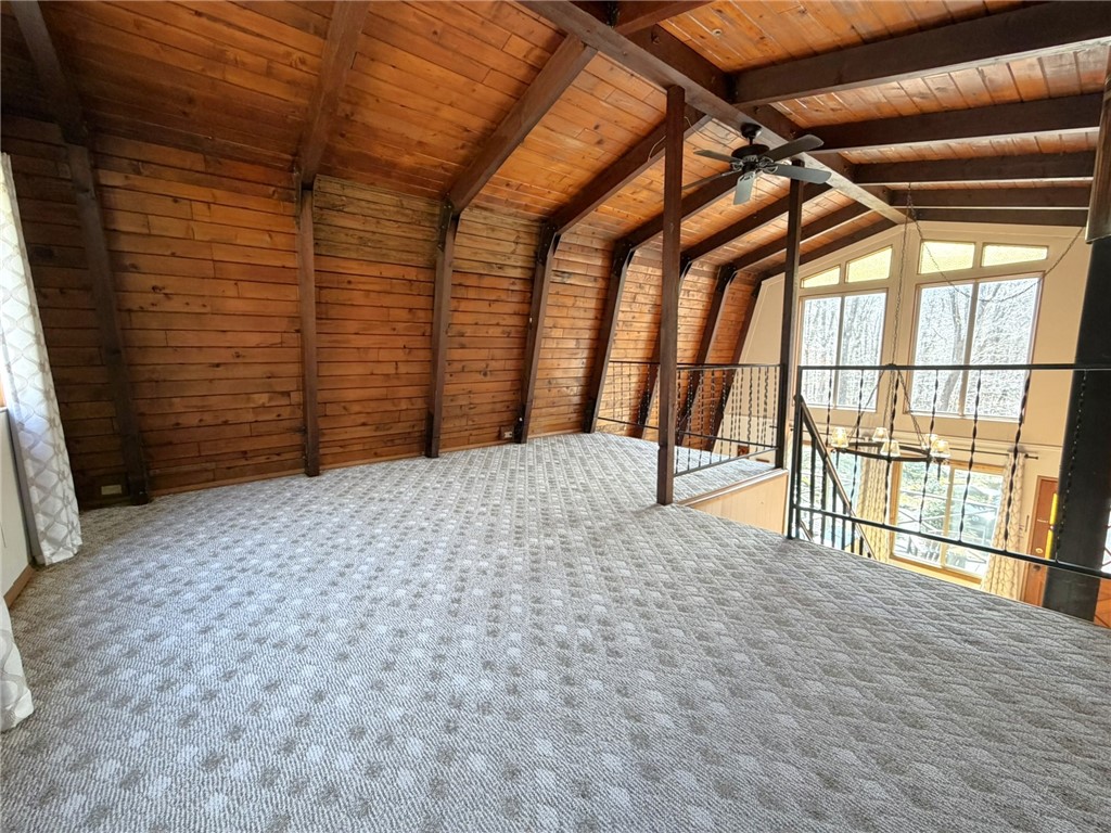 340 W Laurel Lane