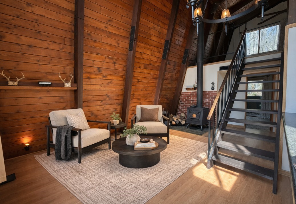 340 W Laurel Lane