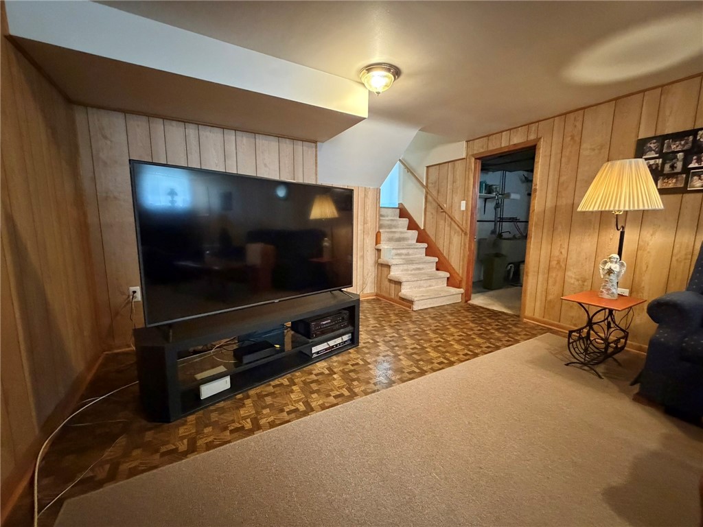 303 Phyllis Drive