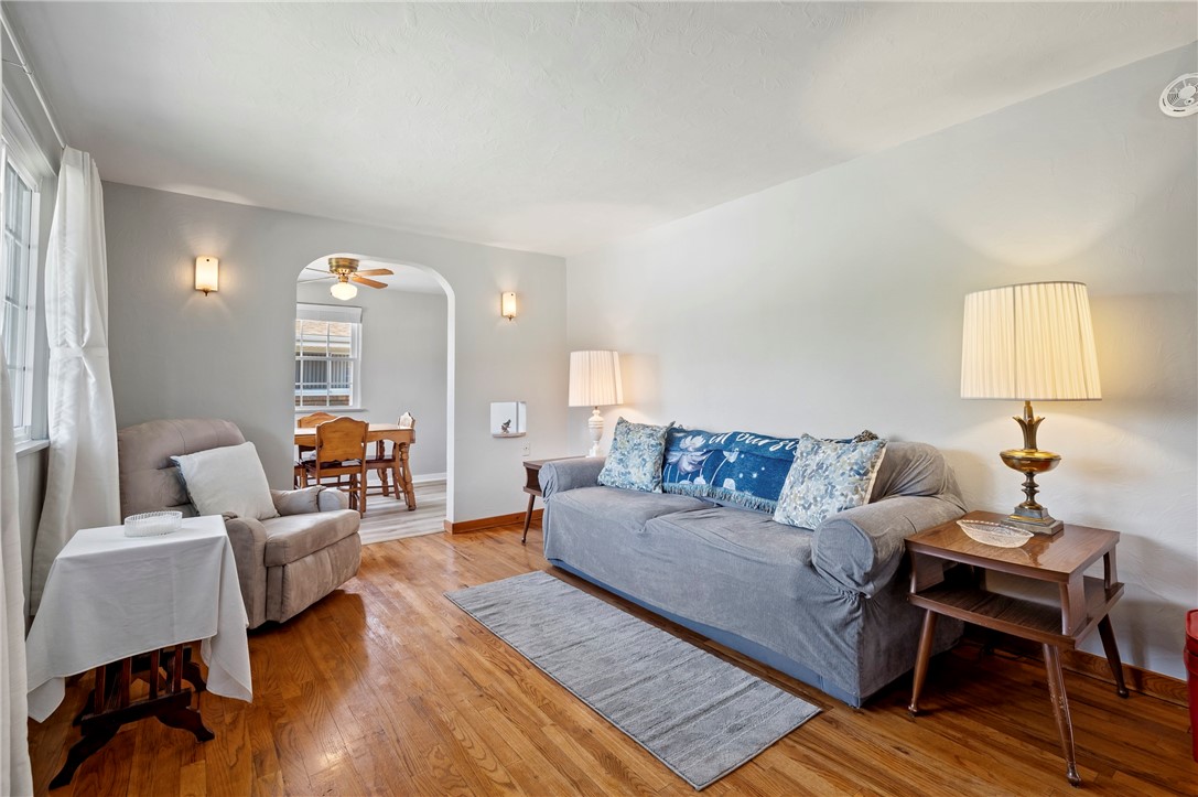 210 Margaret Ave