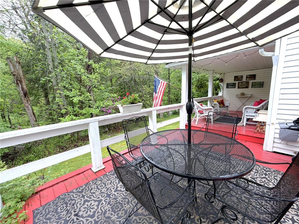 261 Fairview School Road