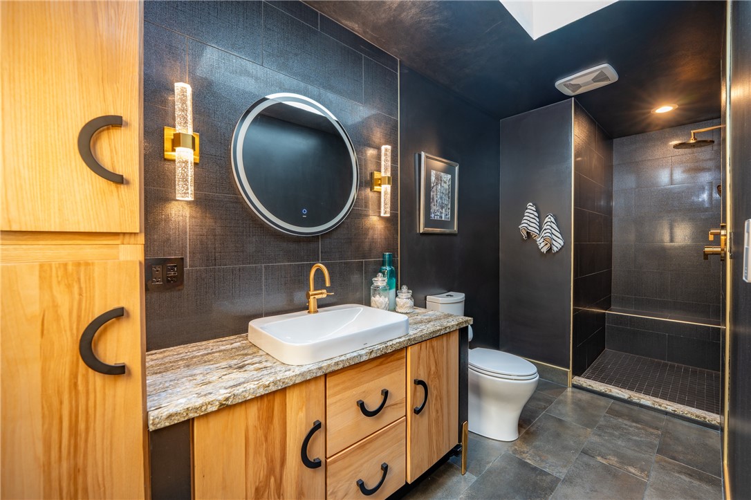 168 Lundquist Rd