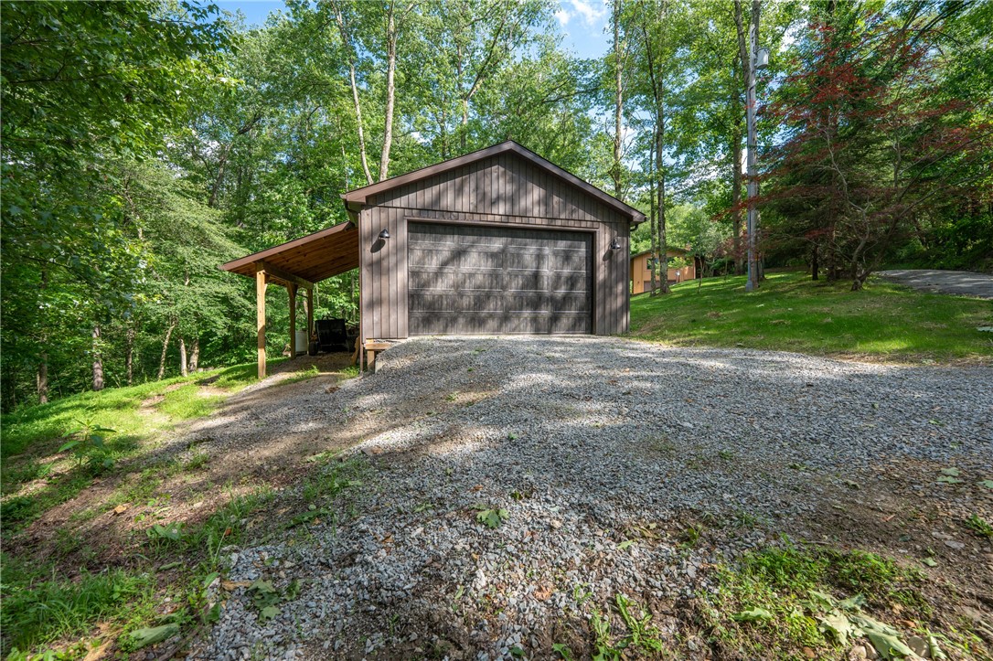 168 Lundquist Rd