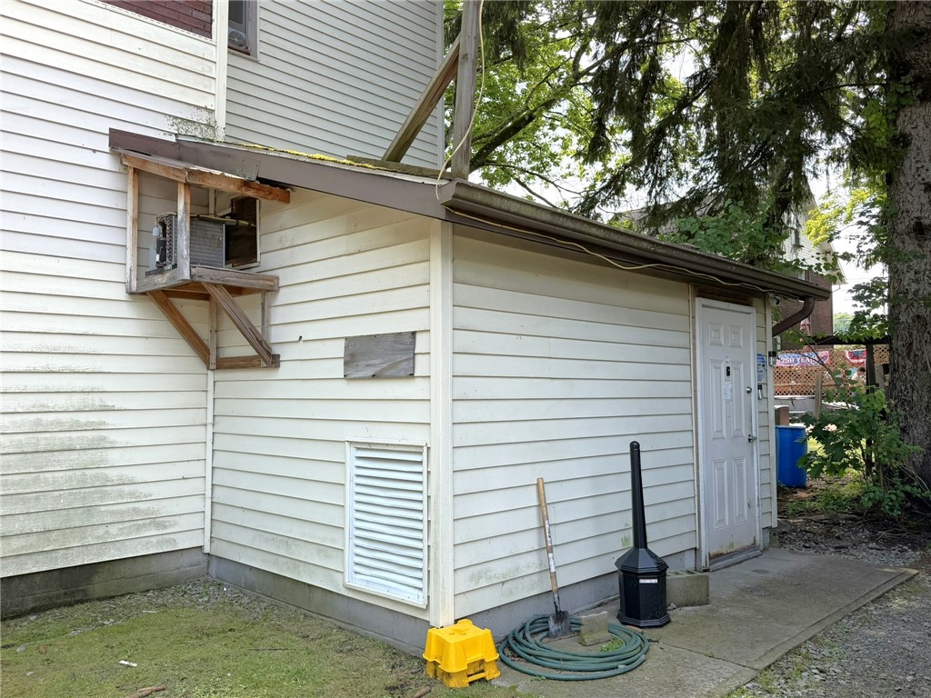 182 Ligonier Street