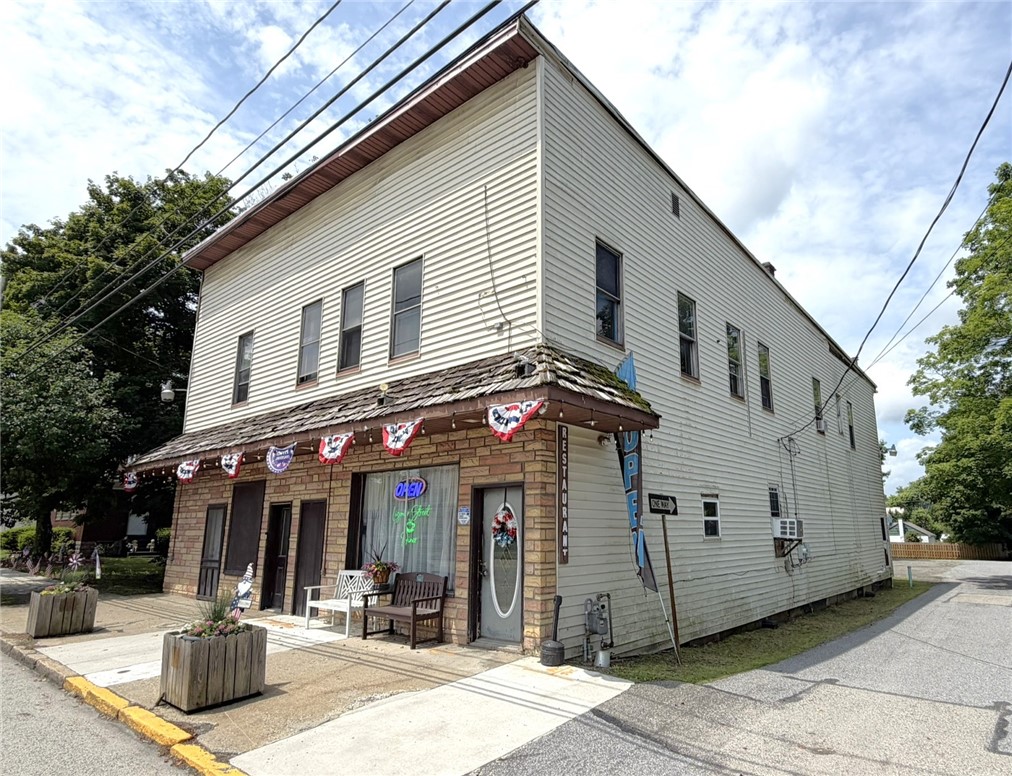 182 Ligonier Street