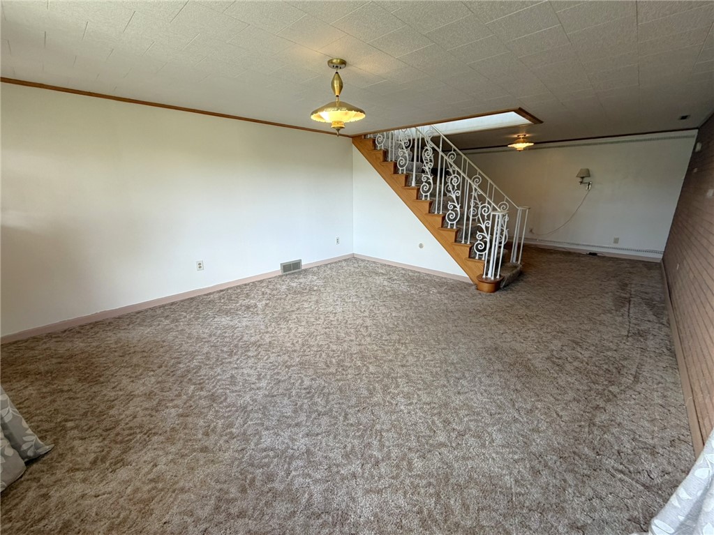 407 Summit Avenue