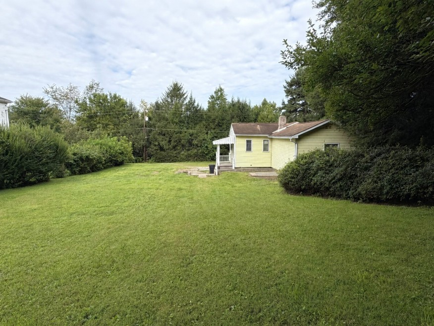 403 Bridgeport Road