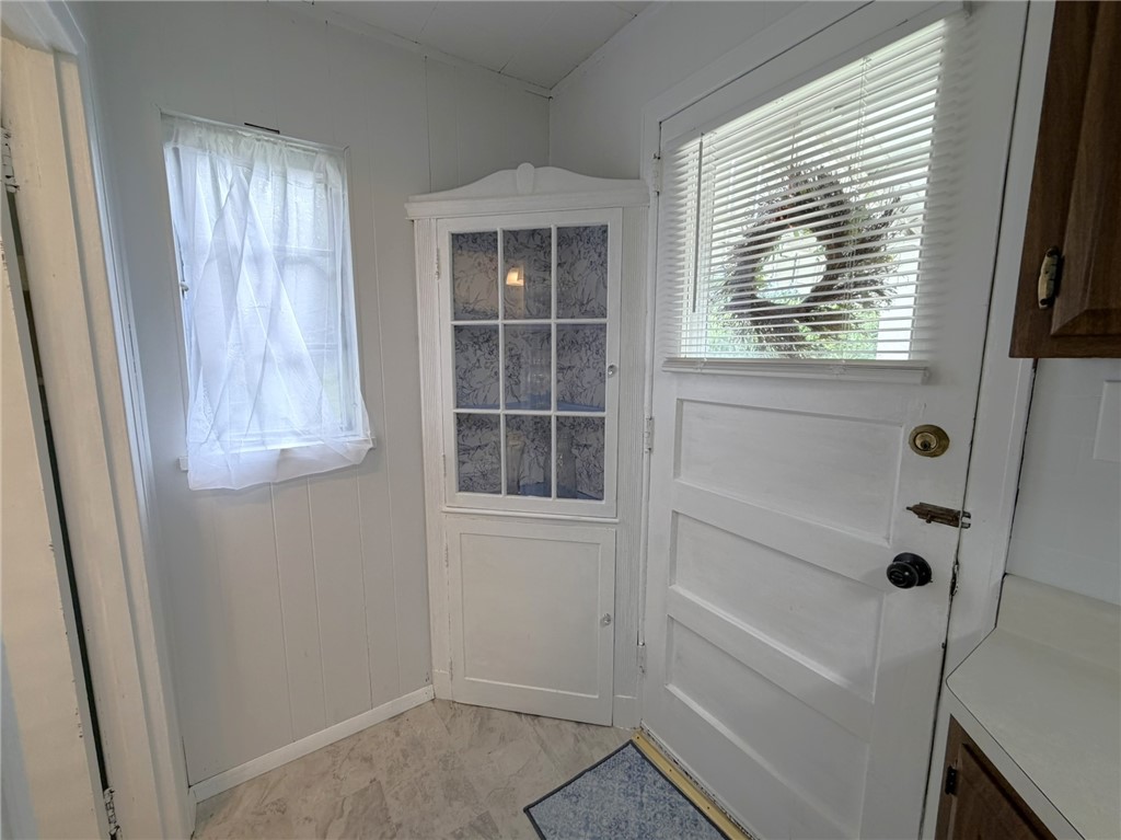 403 Bridgeport Road
