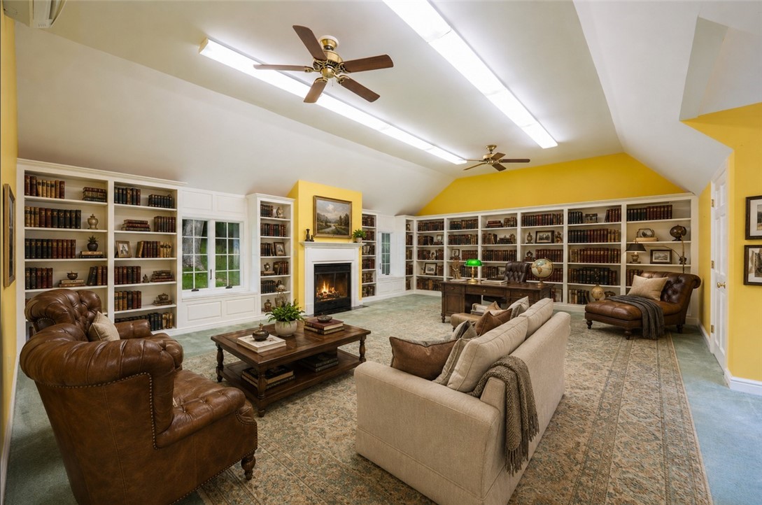 117 Tall Timber Drive
