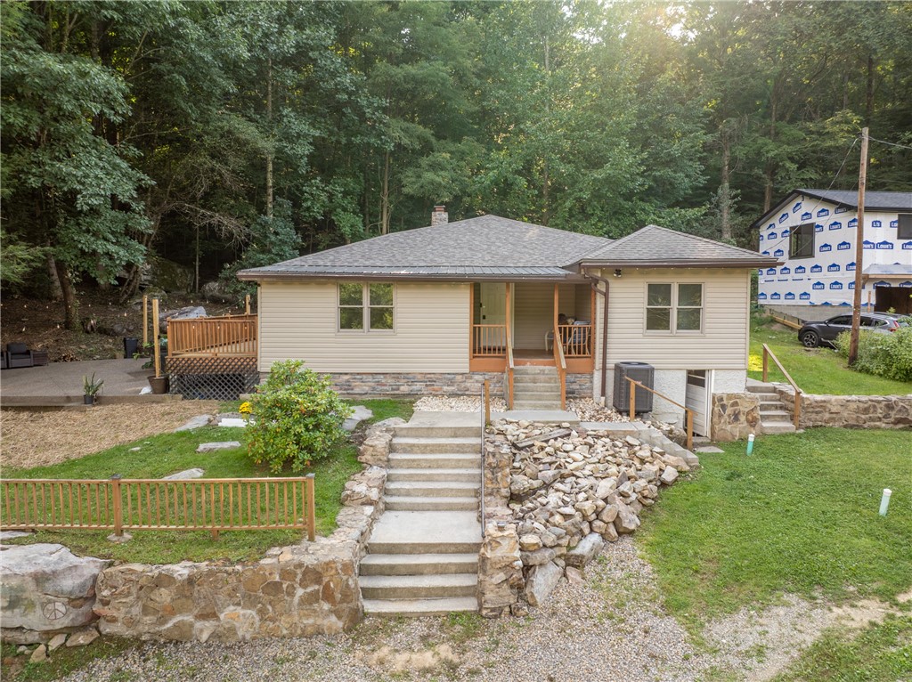1571 Darlington Road