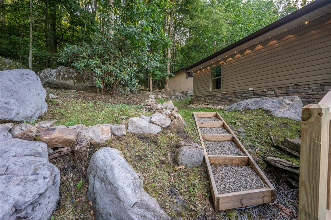 1571 Darlington Road