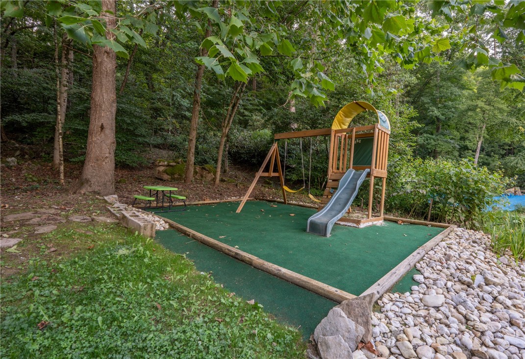 1571 Darlington Road