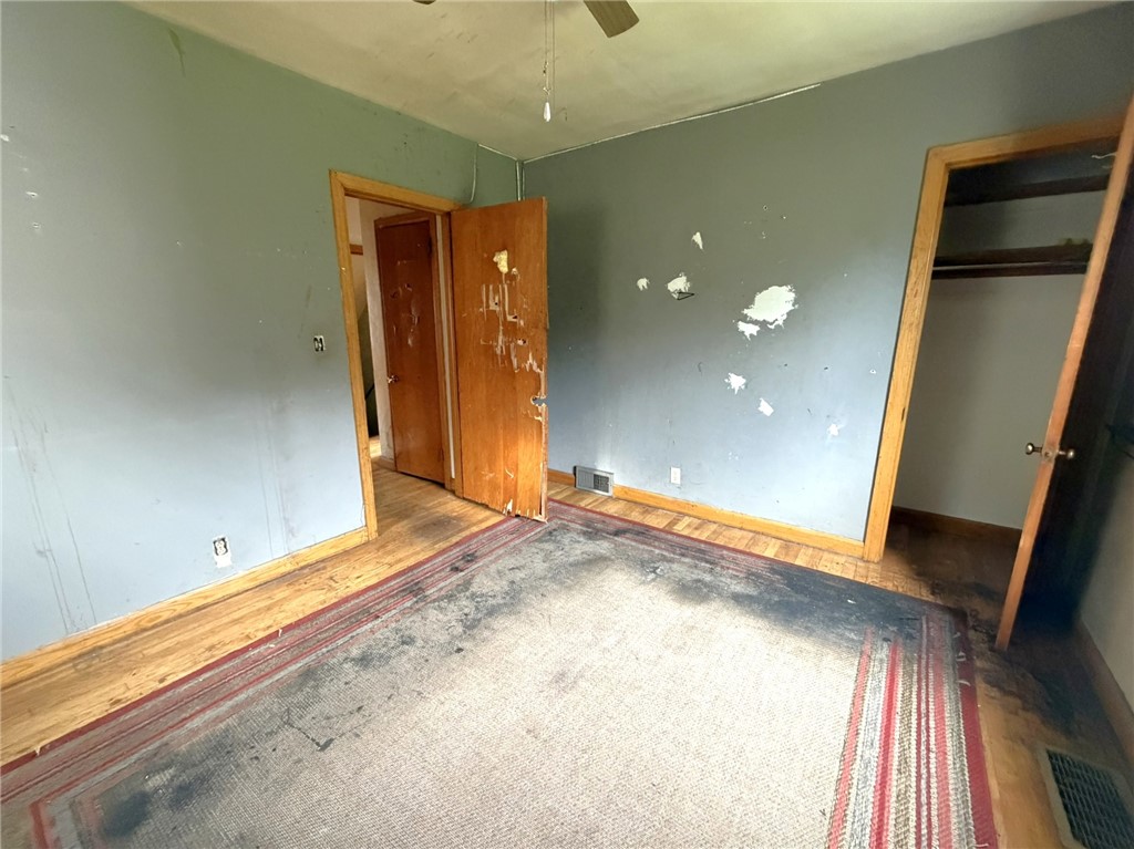 1047 W Main Street
