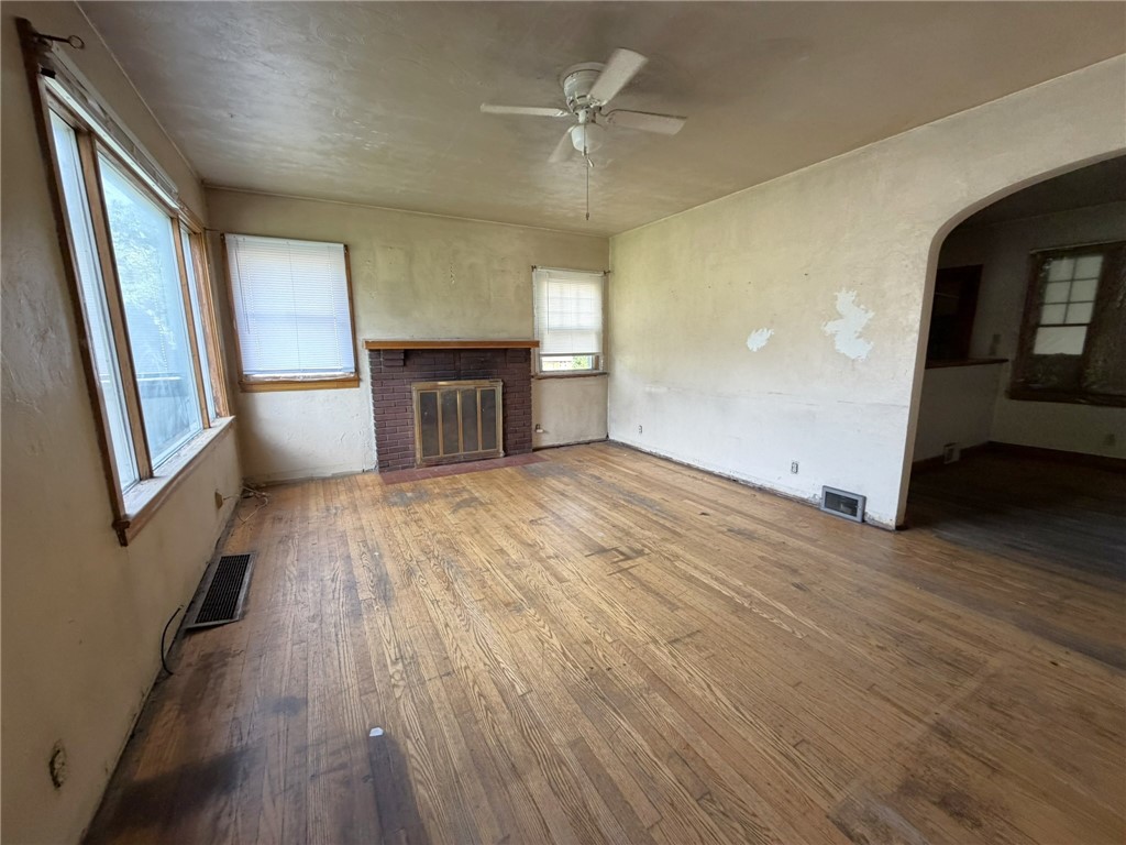 1047 W Main Street