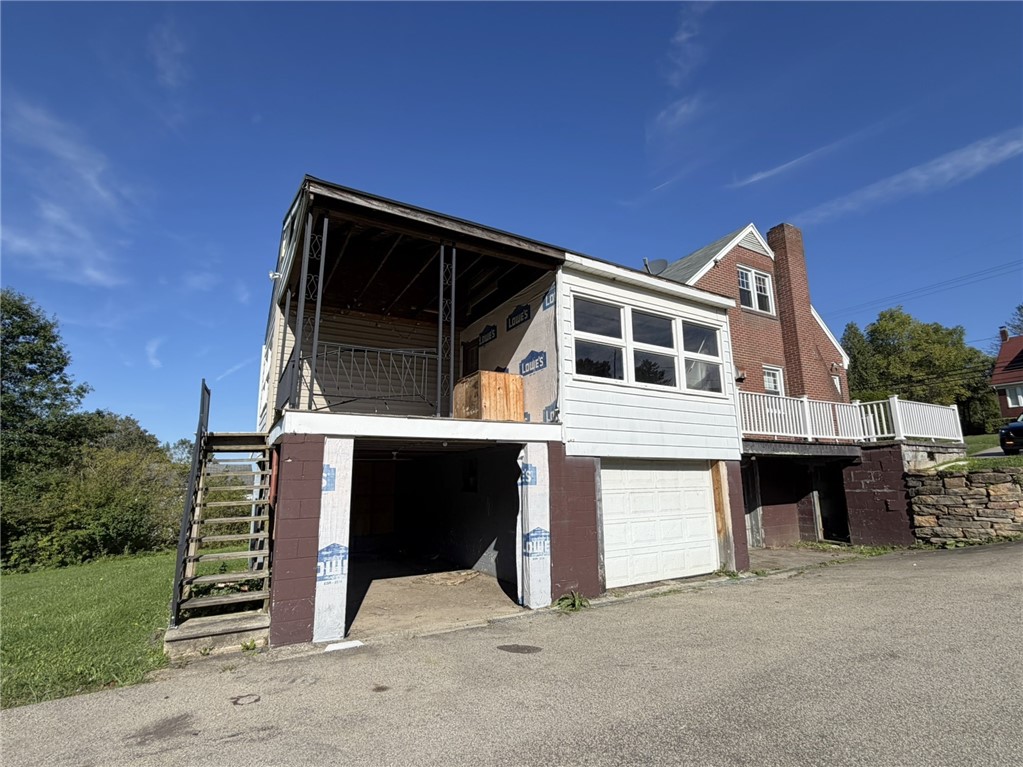1047 W Main Street