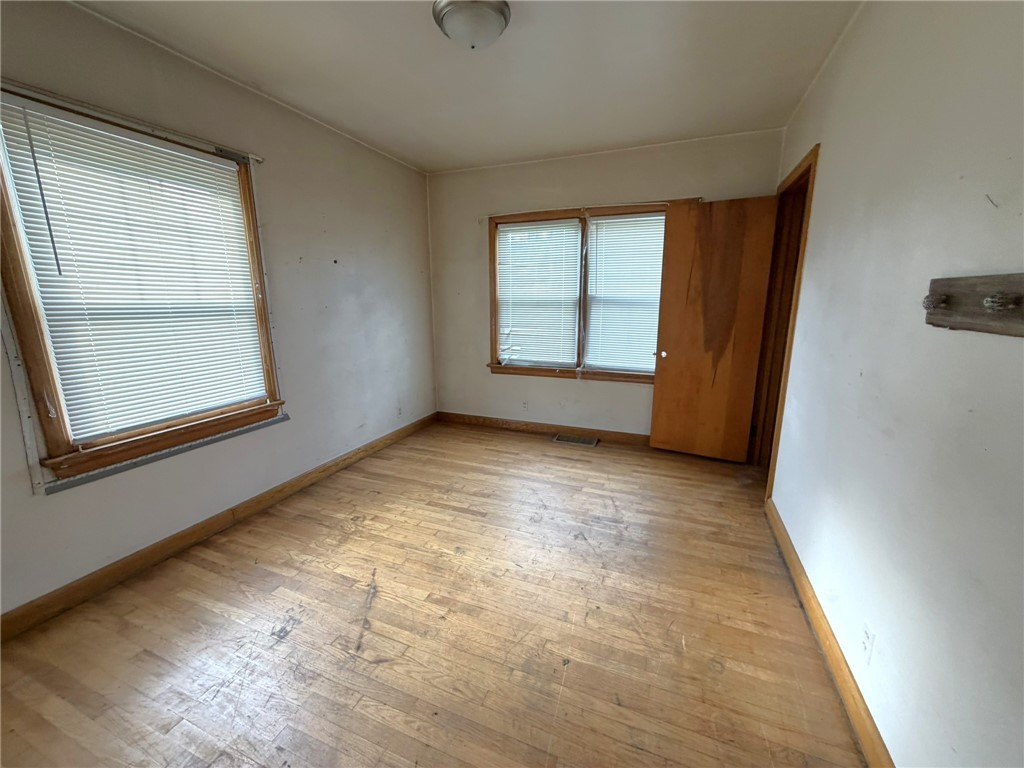 1047 W Main Street