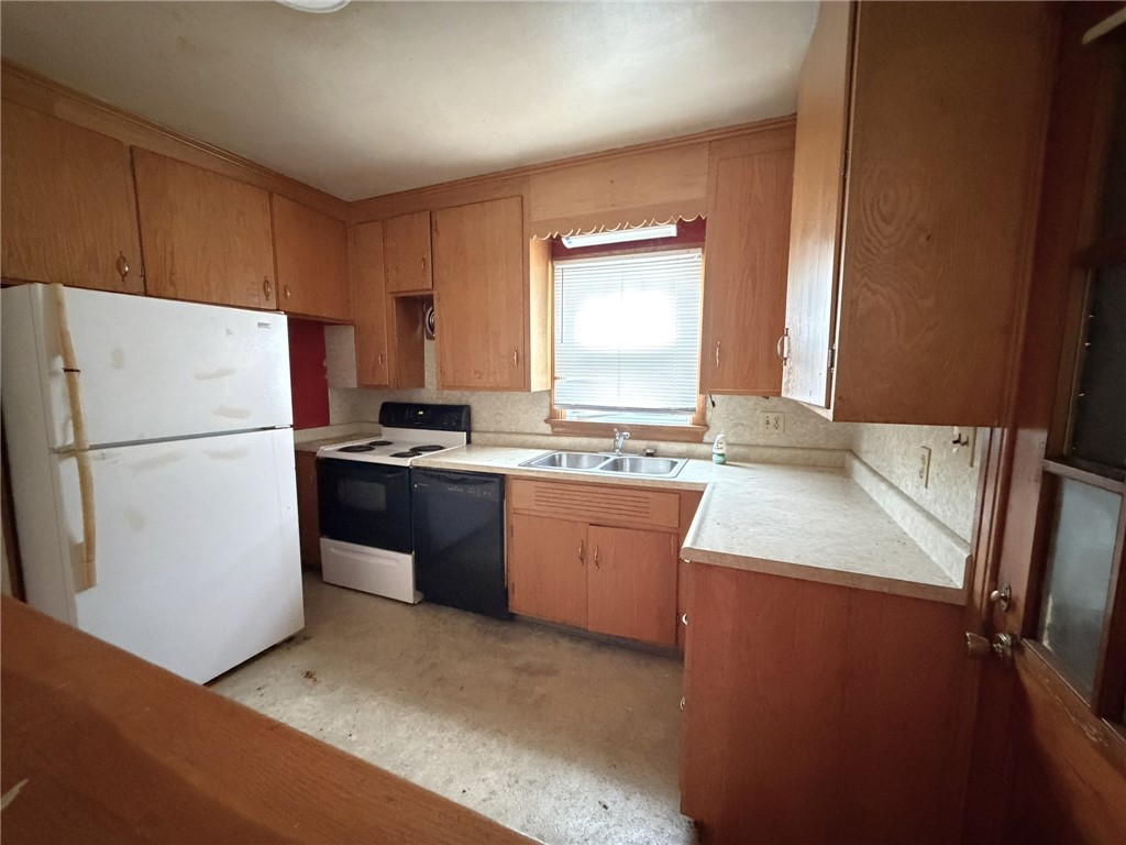 1047 W Main Street