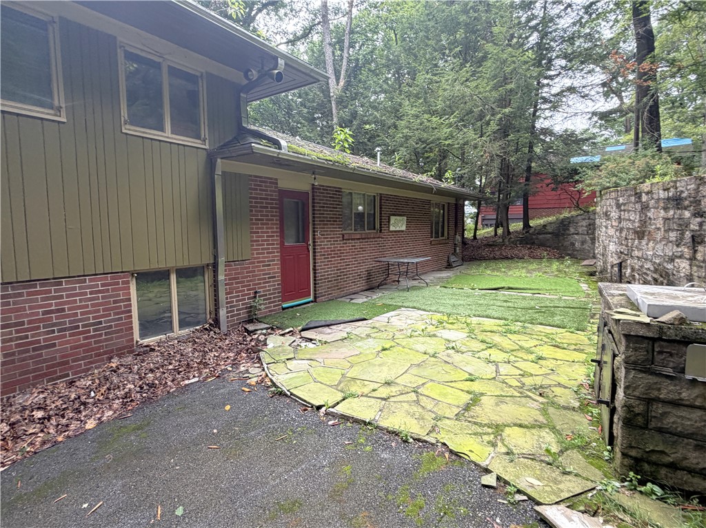 818 Fender Lane