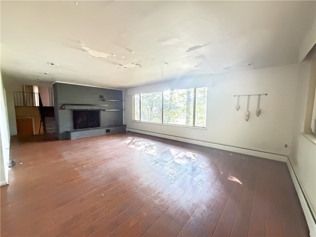 818 Fender Lane