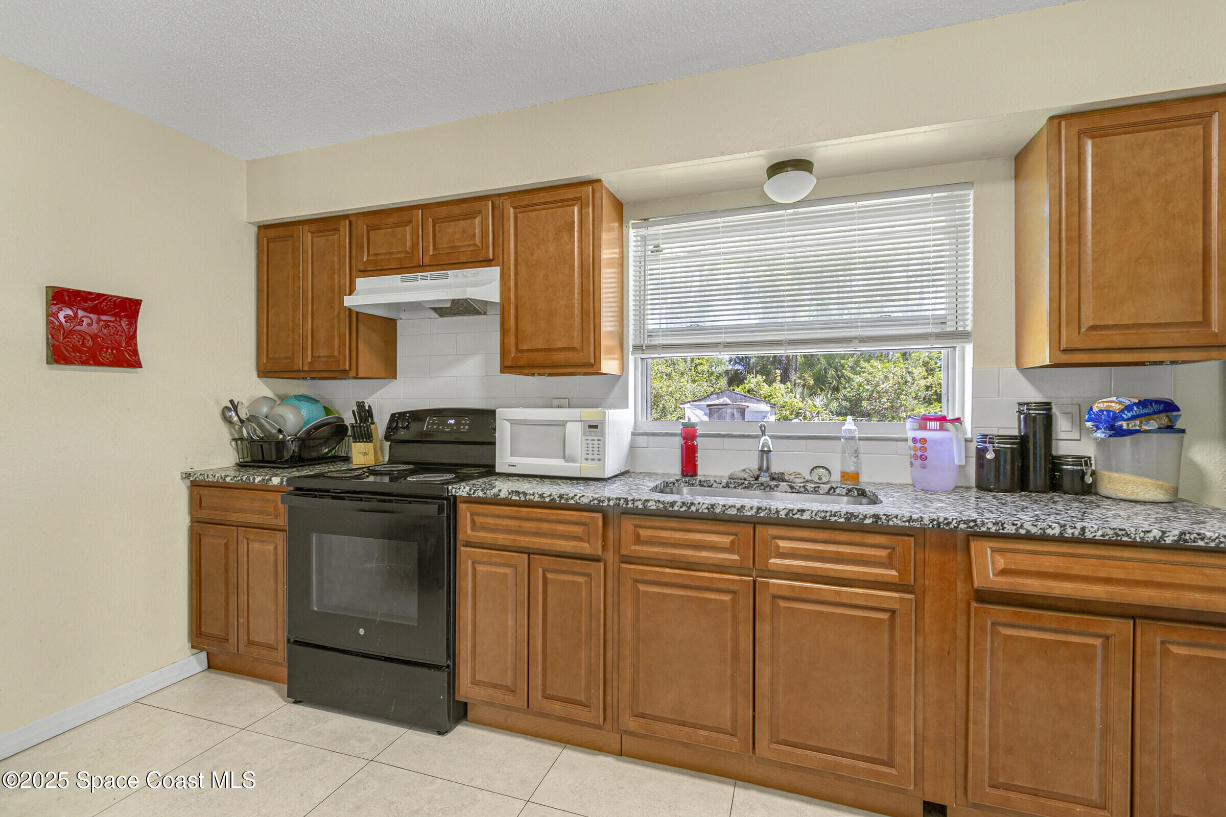 975 Commerce Road SE