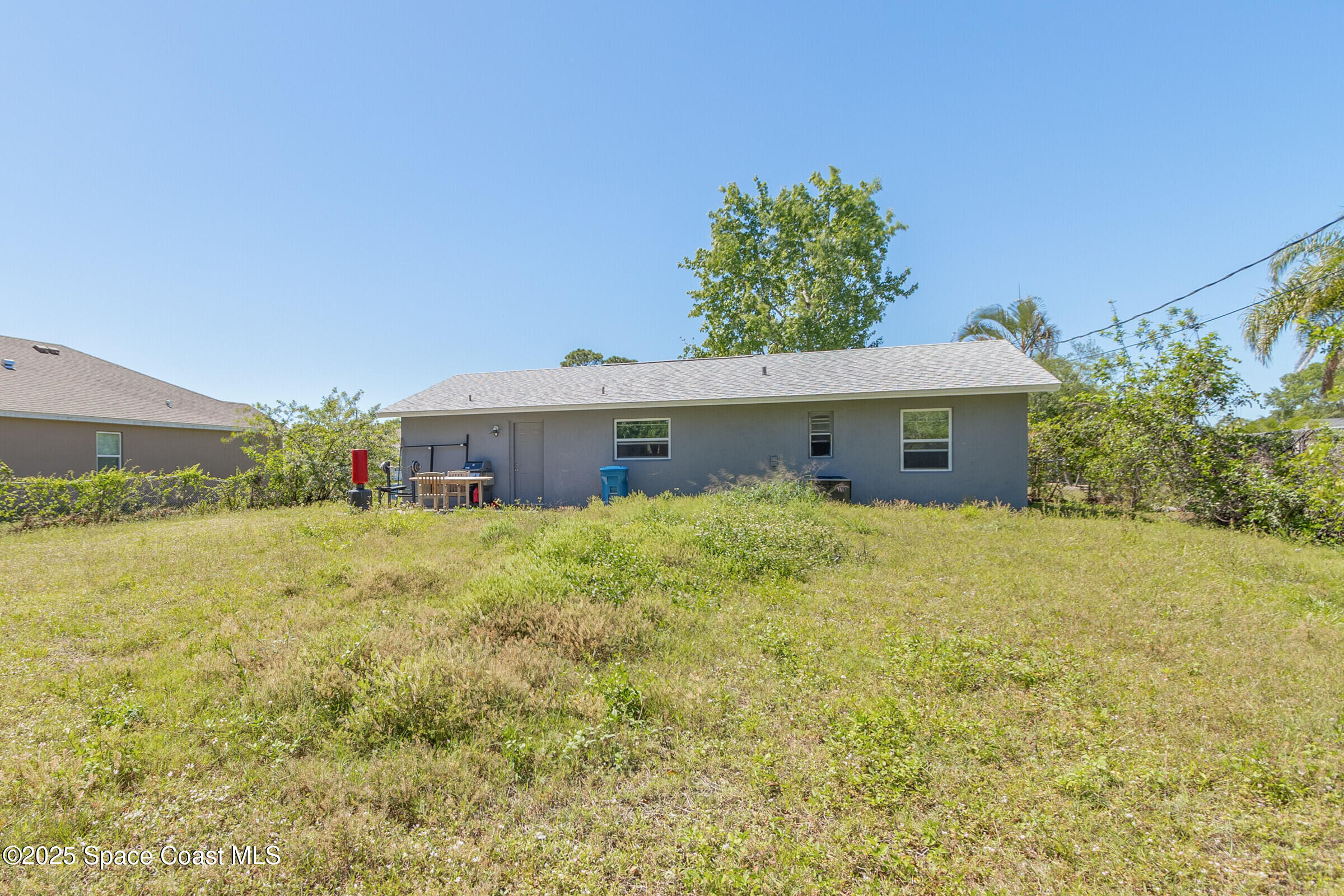 975 Commerce Road SE