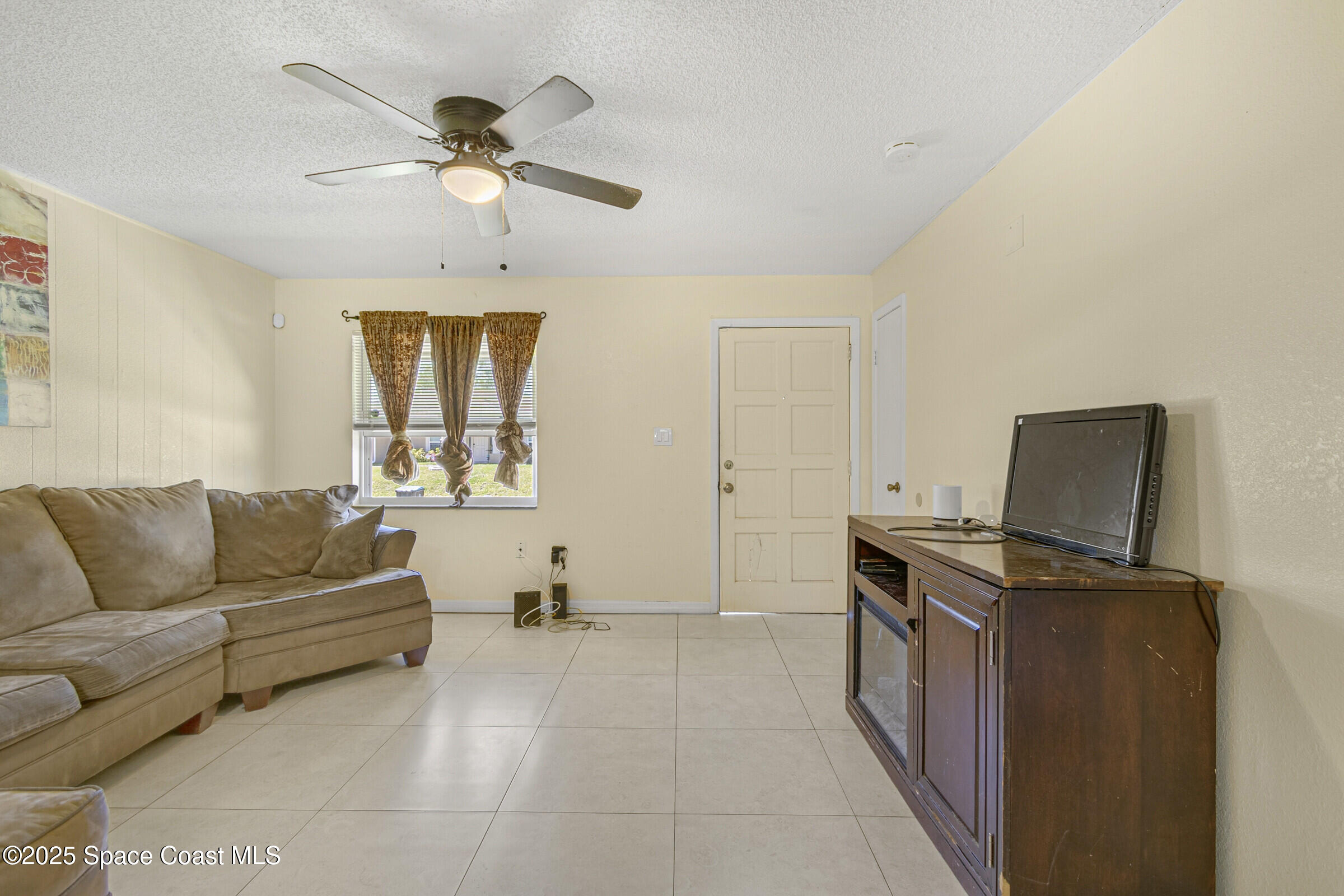 975 Commerce Road SE