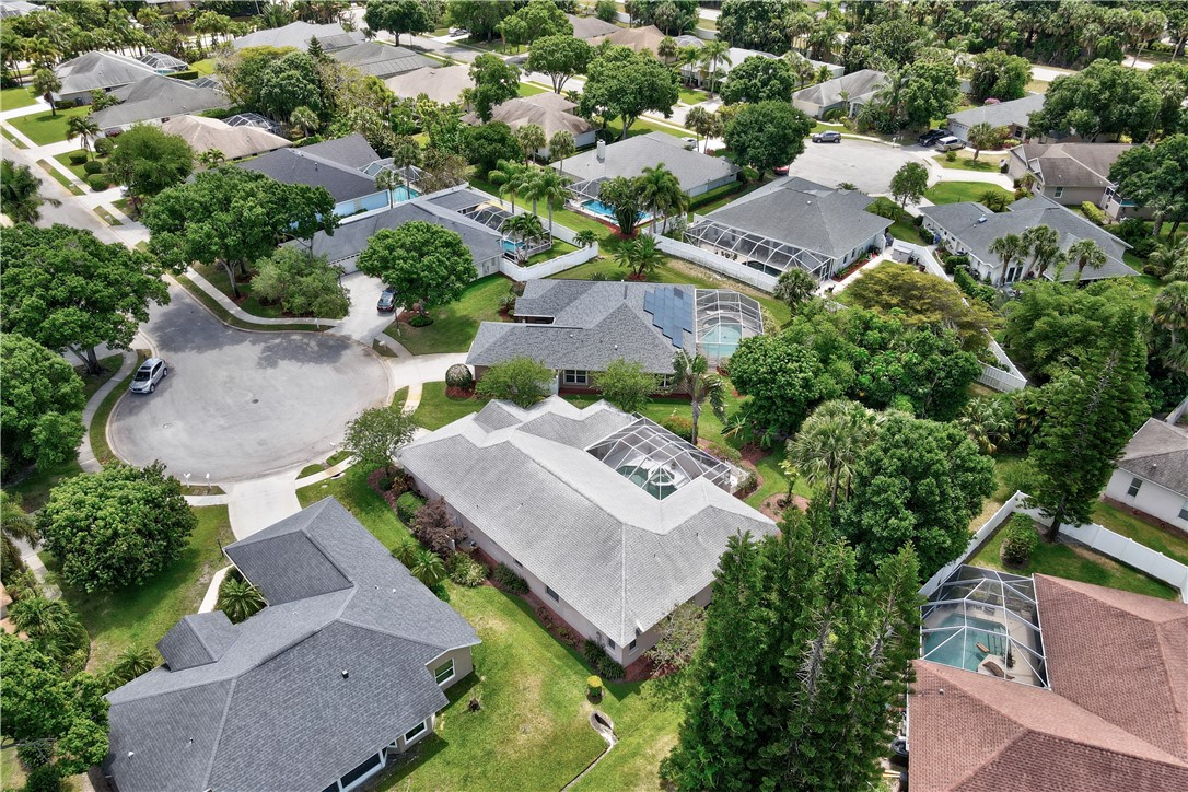 4085 8th Lane