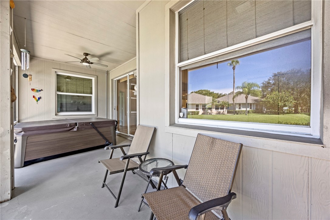 254 Hawthorne Lane