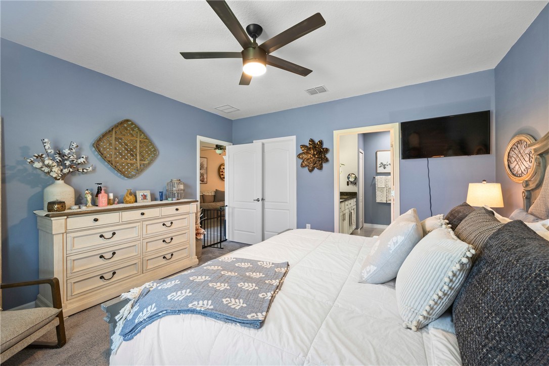 6045 Red Maple Manor