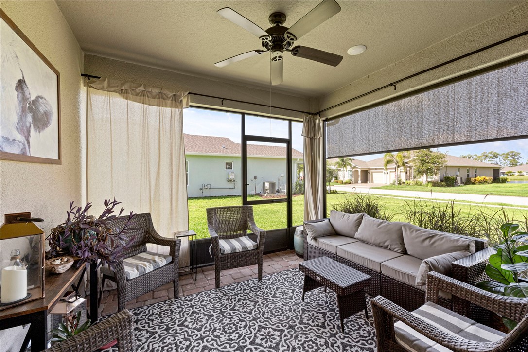 6045 Red Maple Manor