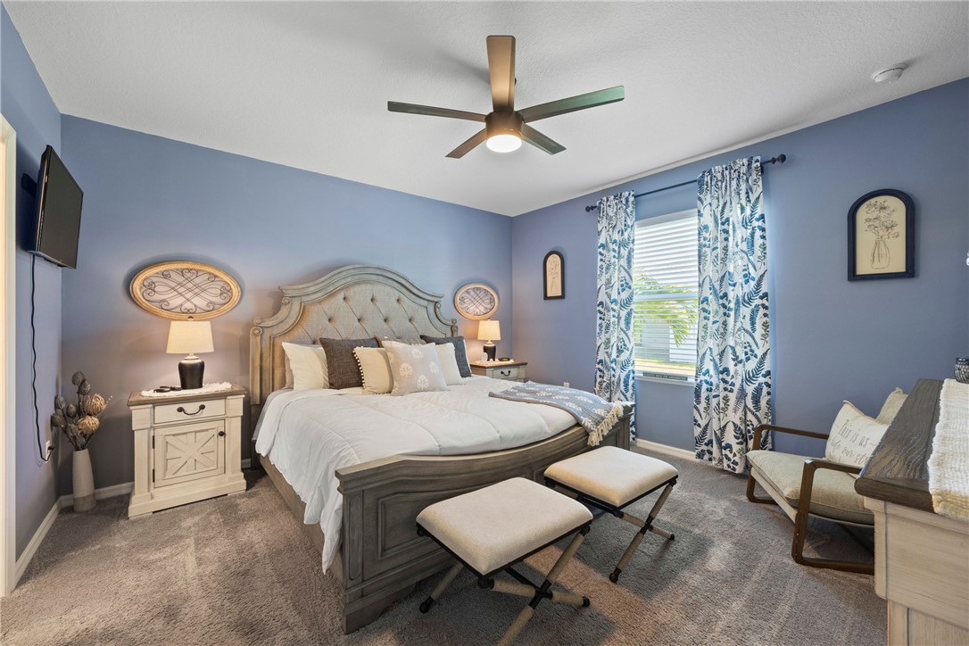 6045 Red Maple Manor