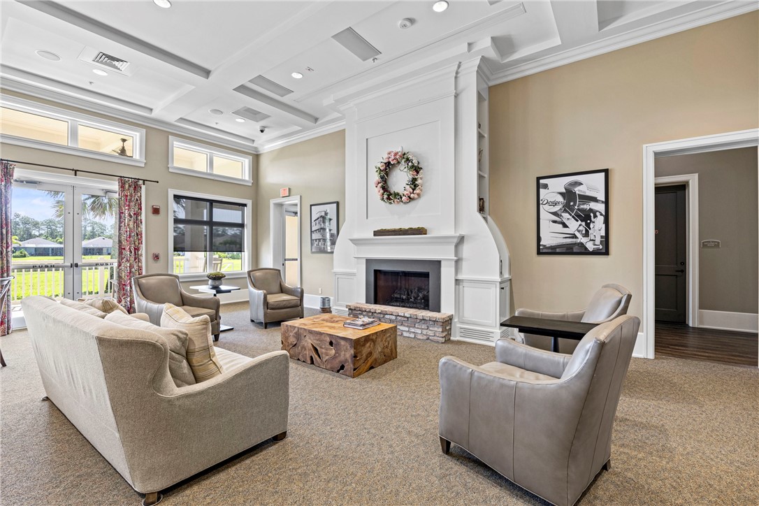 6045 Red Maple Manor