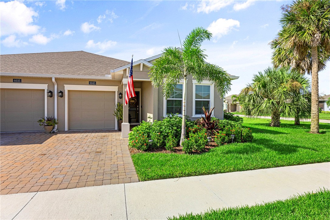 6045 Red Maple Manor