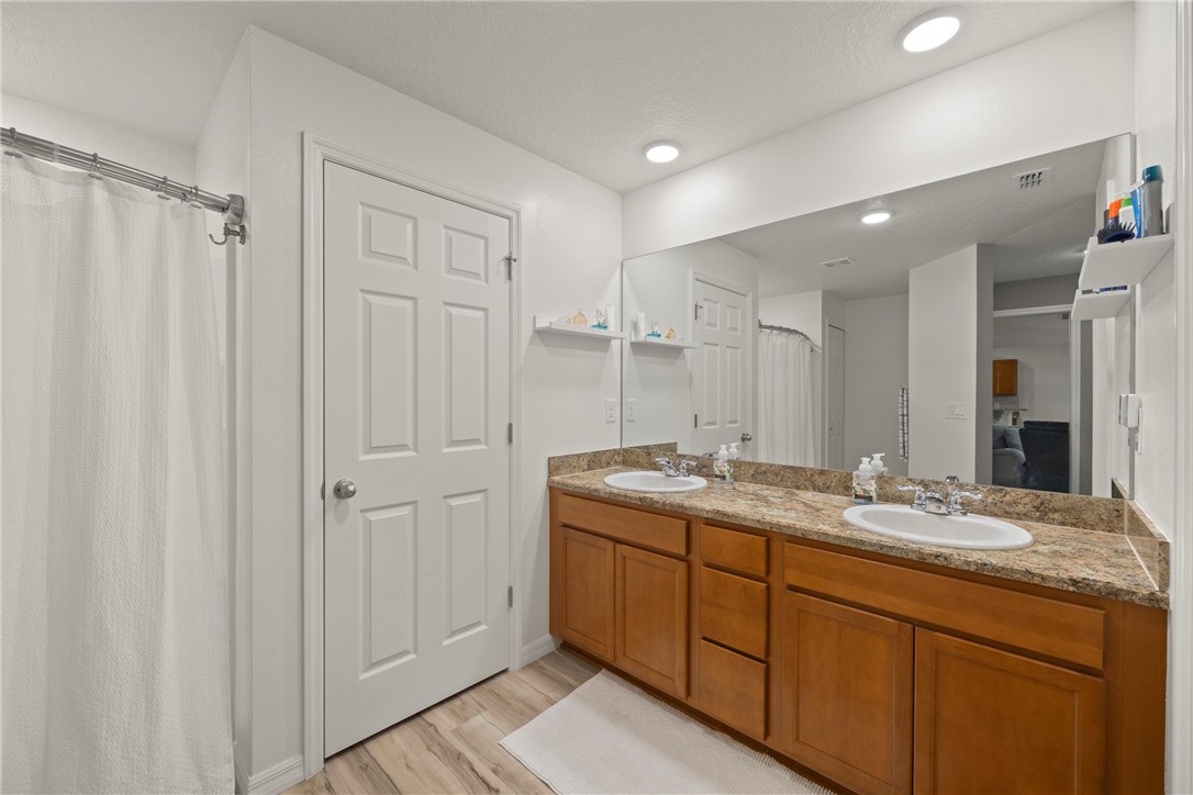 332 Sandcrest Circle