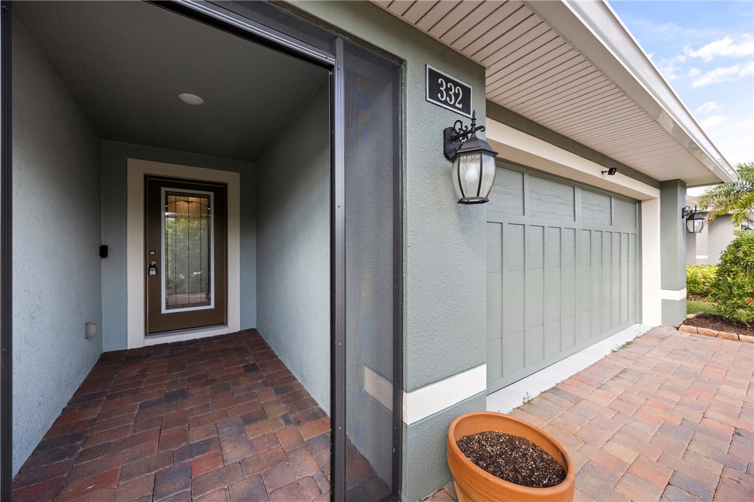 332 Sandcrest Circle