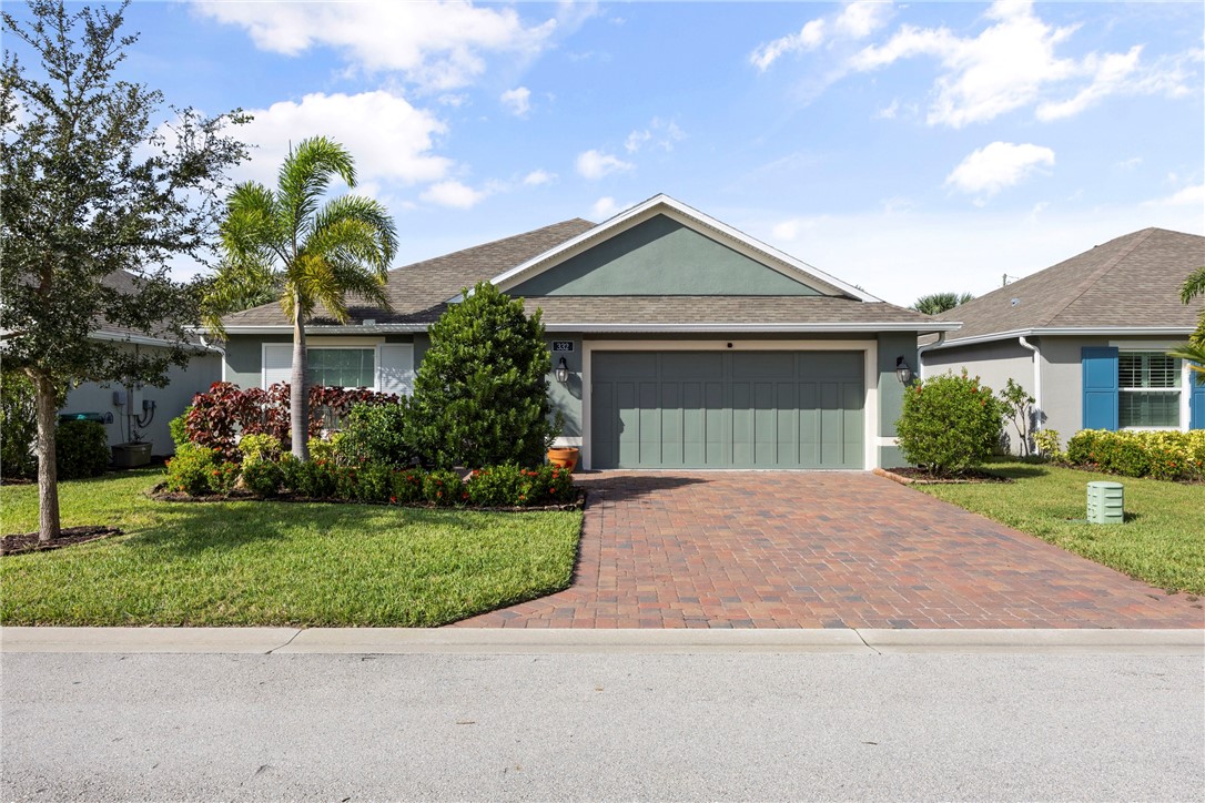 332 Sandcrest Circle