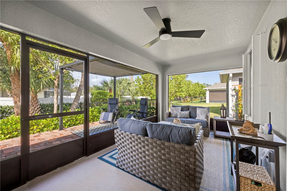 332 Sandcrest Circle