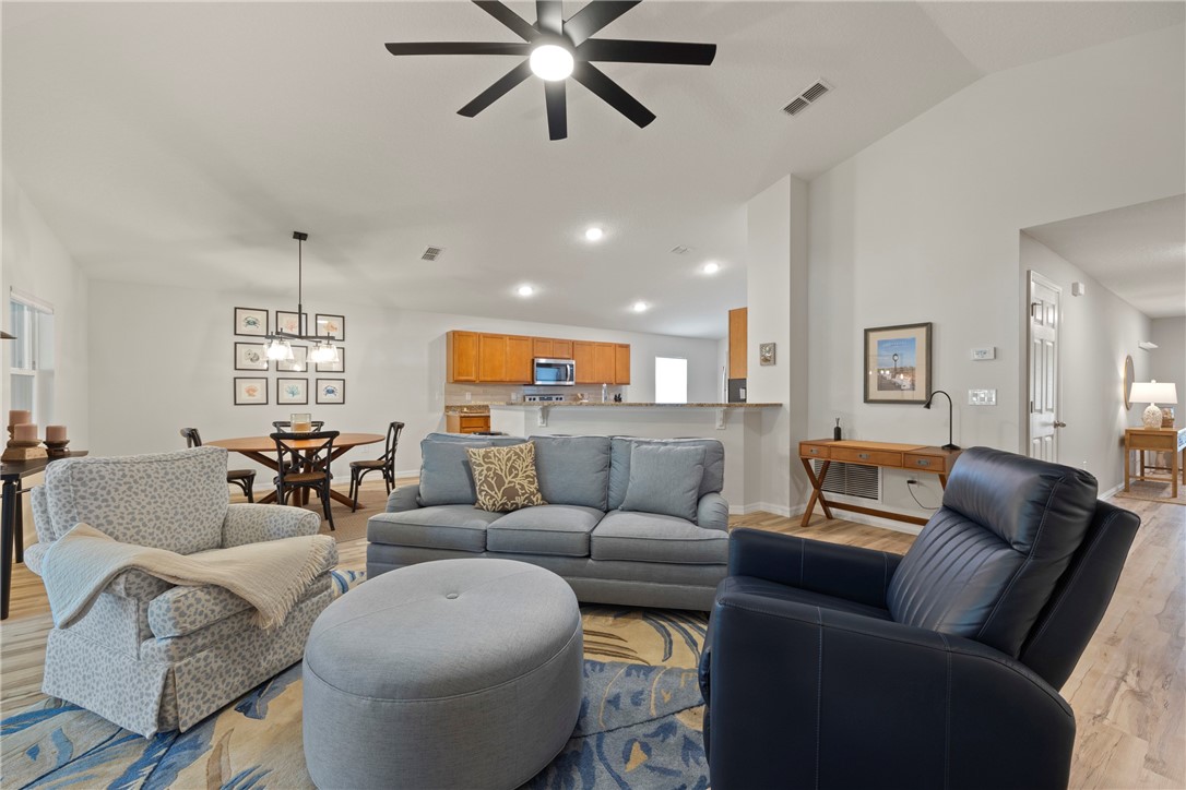332 Sandcrest Circle