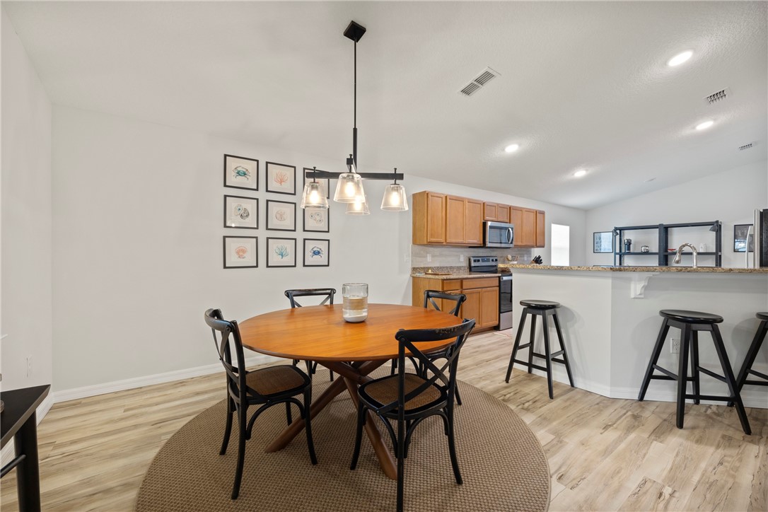 332 Sandcrest Circle