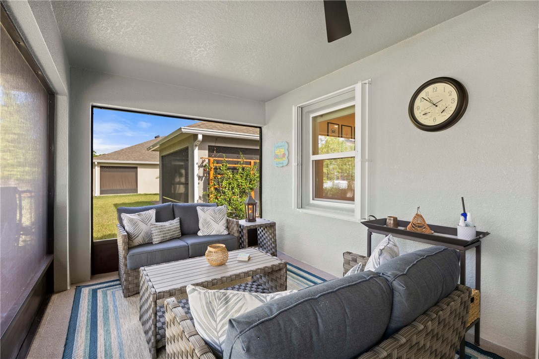 332 Sandcrest Circle