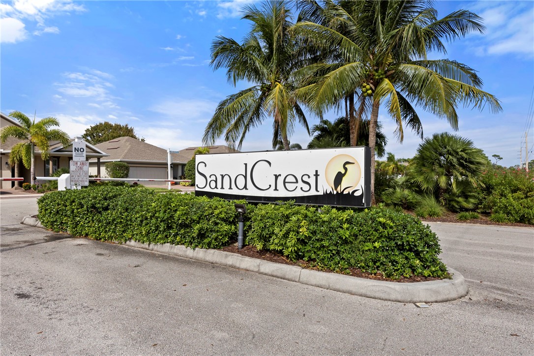 332 Sandcrest Circle