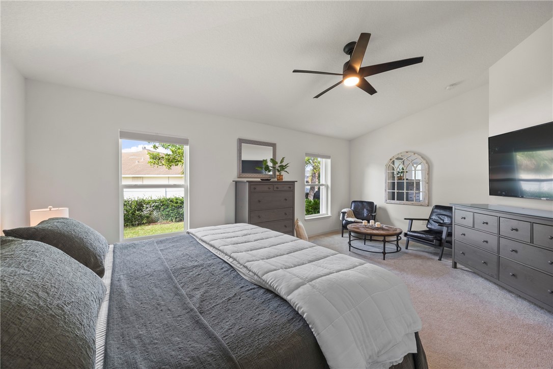 332 Sandcrest Circle