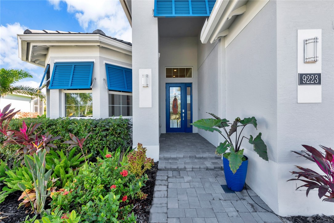 9223 Orchid Cove Circle