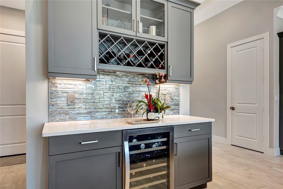 9223 Orchid Cove Circle