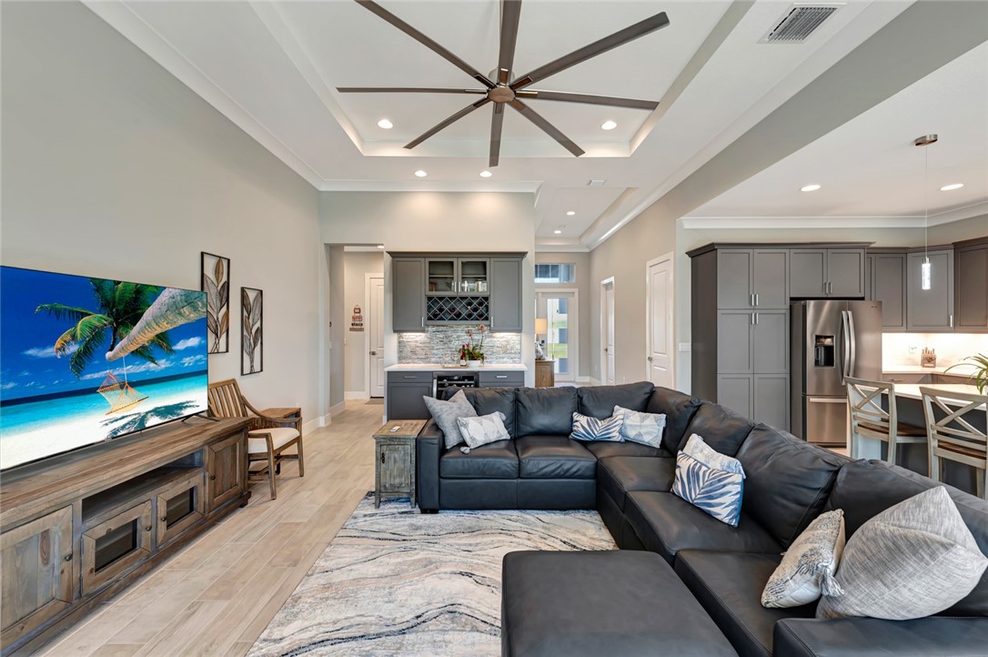 9223 Orchid Cove Circle