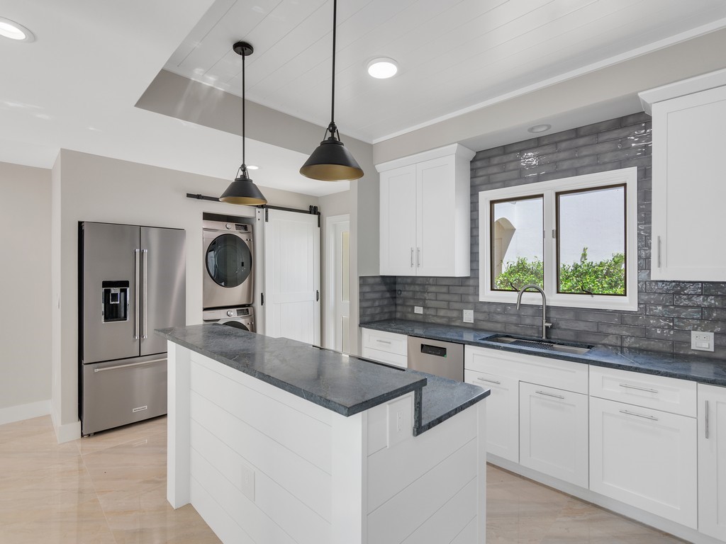 8405 Red Bay Court 8405