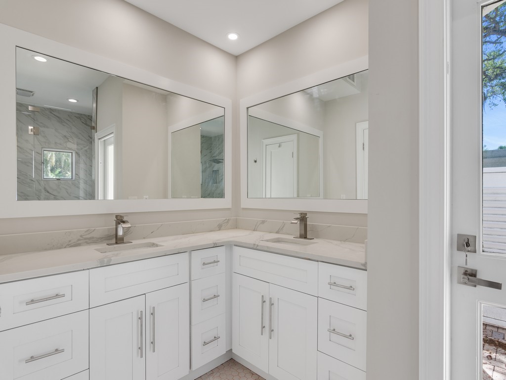 8405 Red Bay Court 8405